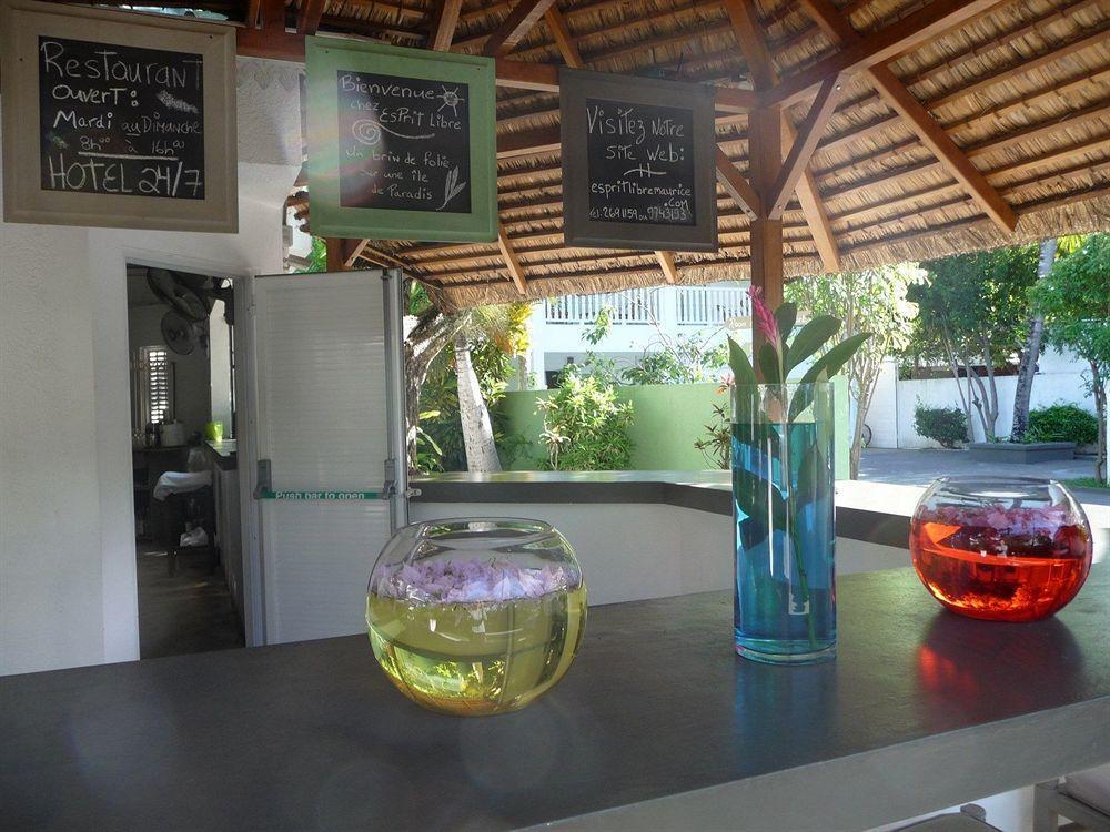 Esprit Libre Restaurant & Guest House Grand Baie Exterior photo